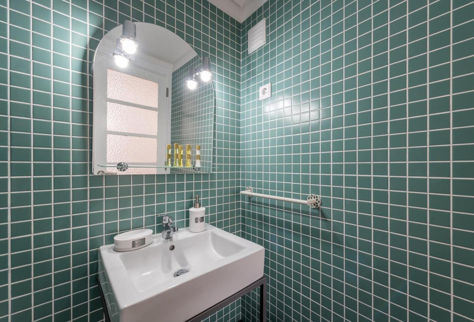 Guestready - Modern Stay In Downtown Oporto Extérieur photo